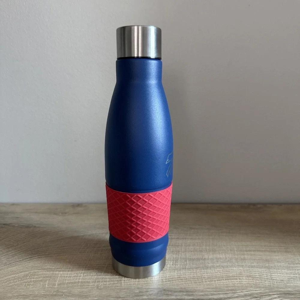 Buffalo Bills Water Bottle NFL Fandom Blue Red Silver 20 oz Vacuum Sealed‎ New